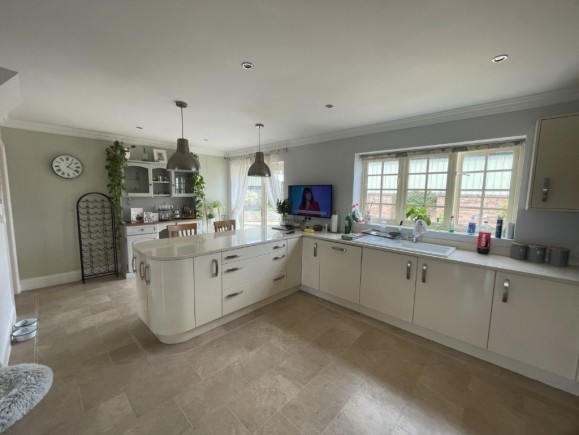 cbeb787d a2b3 4c35 9168 1b9ee793958d