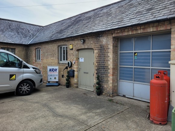 80dc3235 4034 4633 9c65 d3cac603c4bb