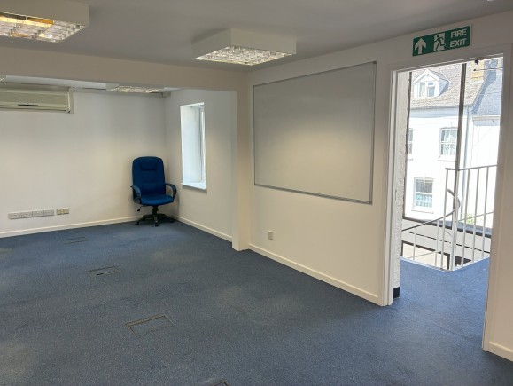 4b4a8572 ca74 4eff 8843 3e637d676c4f