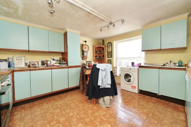 dcad4fc7 2c1d 482c aa1c 6157b26c3d88