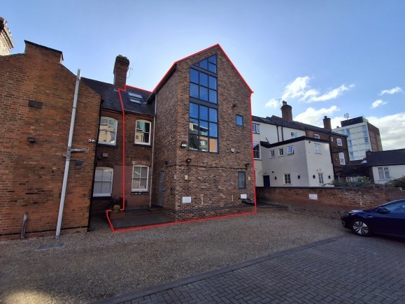 7556892c aec2 4bbb b3f9 6684663a79b1