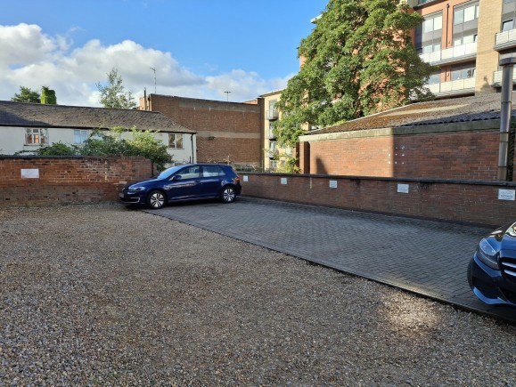 9e8c8ac9 be06 4254 b731 7a294606850d