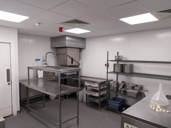 a808033f fc0e 4b85 a074 4038e92e8793