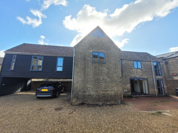 07545b3a e032 494c 9b52 aaa61964395e