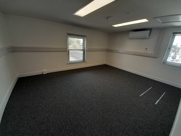 044404a6 cd0a 475d a783 fe1c48b062d6