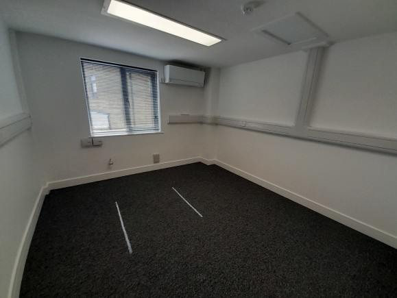 136fc2f4 b9e0 4288 a3f5 42ca5ae1e38a