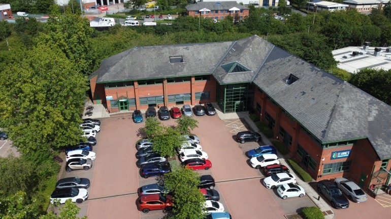 eff4d0e5 6763 4990 b566 32dc17a589d0