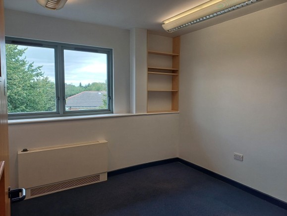 1a8cf5dd 9cd0 46c3 b946 48815392c06f