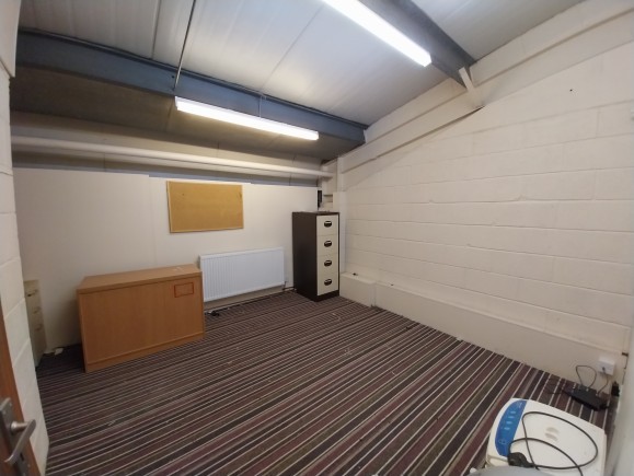 de3c4478 add6 451e bfb5 a37194b75abf