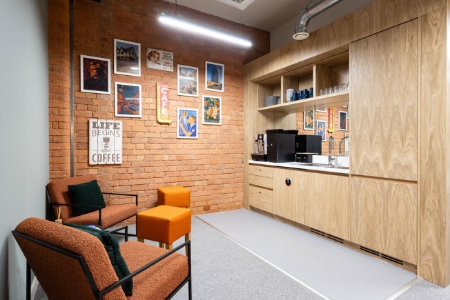 384a032b 1412 4105 9d4f ce831eda1bb6