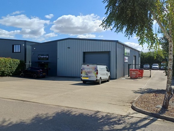 7a07ed54 c6ae 427c b576 3098cbd0405e