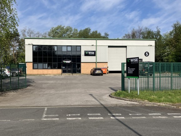 9dd0db65 047d 4def a1c4 b4d85b8bf78e