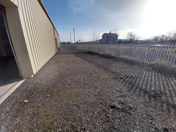 b0d361b7 d9dc 4e2e a2c6 3c1318249732