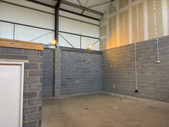 03814147 1055 4e14 bcf6 0d02db1dfbc7