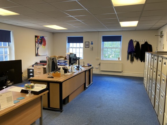 20cb2ed1 aa17 4acc 81a6 d70bc1eaf0e8