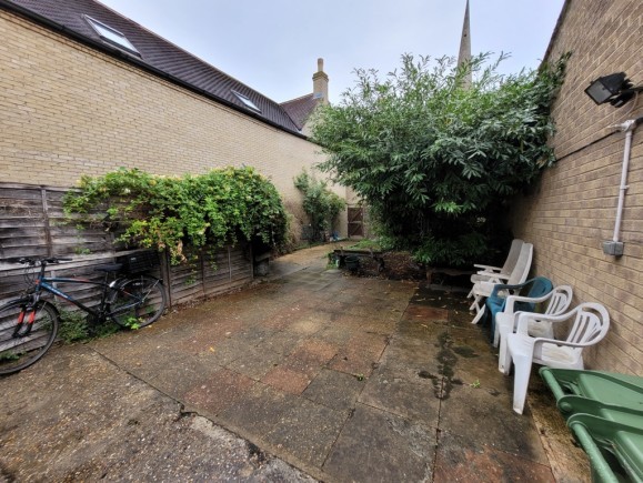 624d1ad7 ec84 40c7 9e15 4c436f867aa8_web