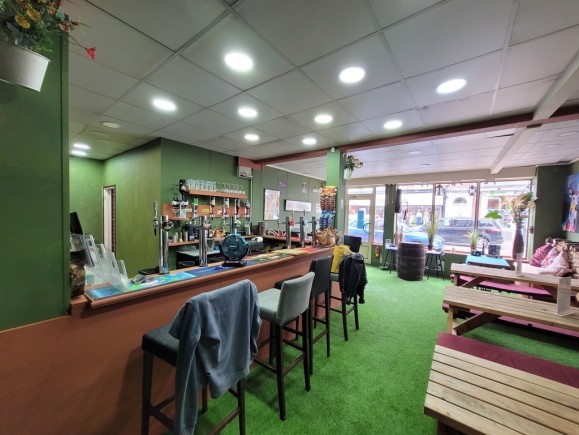 65ecdbbe 35e6 4736 82bd af7d5e53ab1b_web