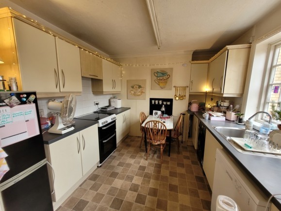 cc96996e 4fed 4d9e 8eeb 883cfaa3d784_web