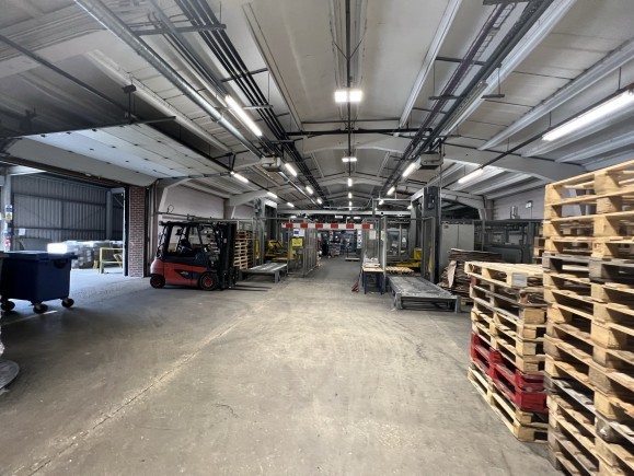 1189a607 debb 481d b1c2 fa00d23e95d2