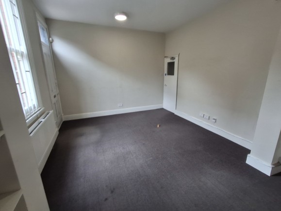 2744d418 f68e 493e b623 ff078ffe807d