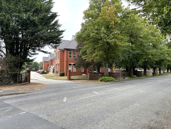 77b3372d fb9e 4a6d 933b 2621aef62390