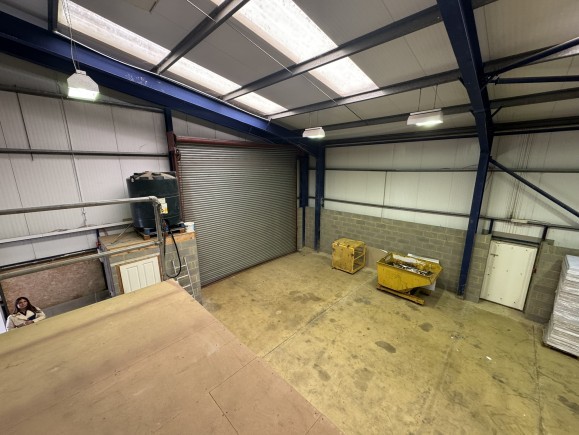 5609c8d1 db46 4b66 b32c 124c1ebe1afd