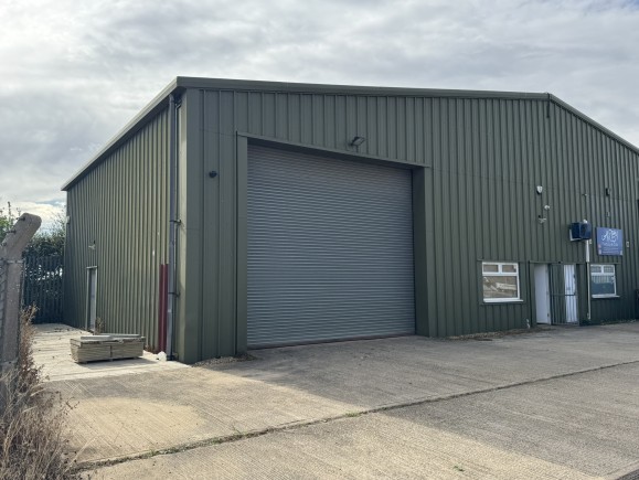 a4b7ff36 4c3b 46fd bbd2 c41b8357fffb