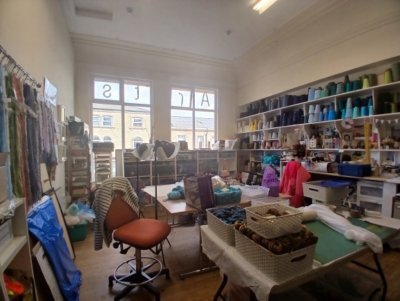 8f83bab3 0ed9 4f8c ad00 2ca264d63c14