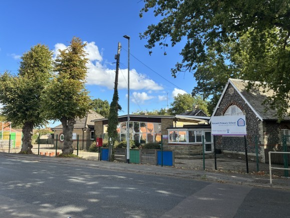 929f2e81 225a 4d9d 8a6b d3bb1673415c