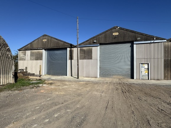 07d32718 c270 4515 85cd e9ff700c0904