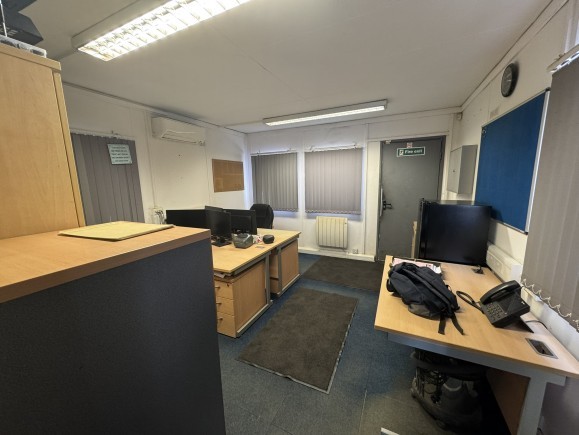 2512f5f8 618d 4435 9892 b290f49c02f1