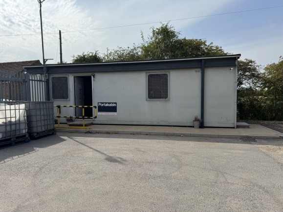 29ff0644 4ef0 4317 baff 55423012c7d2