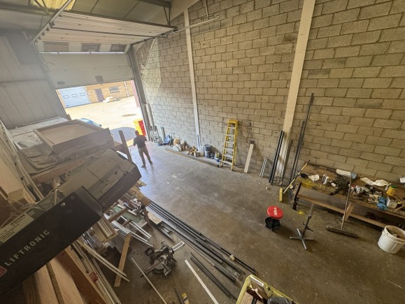 305cce98 e800 4728 af81 4121bbf191e4