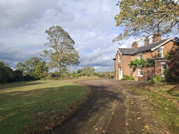 59e02f22 60a4 46e0 a70c 5667a37fcdbe