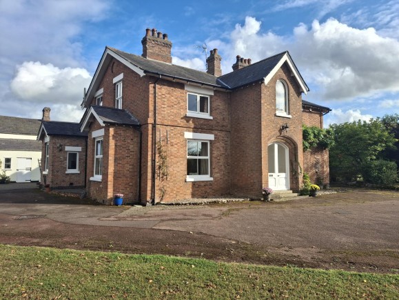 5e9d7c15 8f96 41ff 9b68 d0dc163d84c9