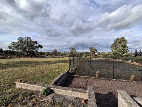 93b81f83 2953 4346 b138 804c10f9a945