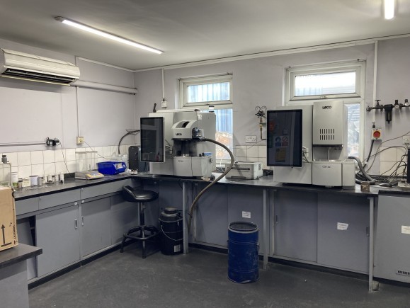 9458d8dd ab3f 476d 922e 42952cfe56b6