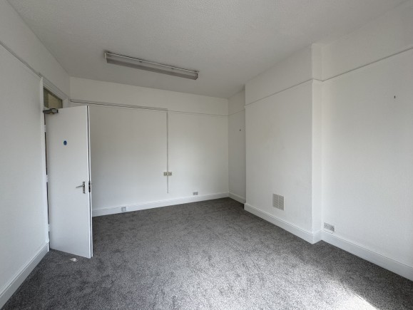 4511c808 1e3f 40c4 b8d4 c256f65db737