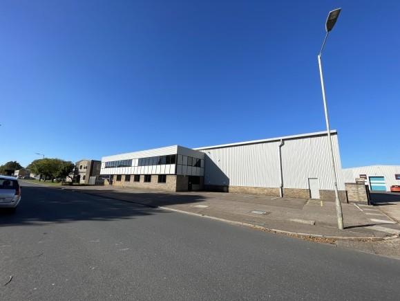 f418edeb 3750 4d8d 99be 74fa6000480b