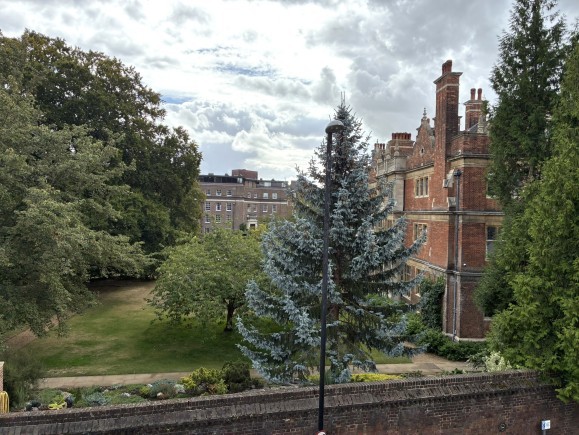 ac1e1027 a693 4b39 9dcb 05b0746d3290