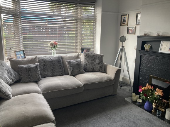 059fb69f 9741 4cbc ae12 8ddde9a7cc62