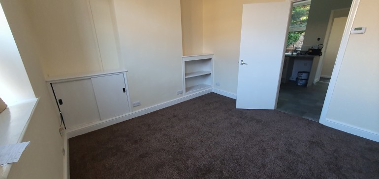 733f6f5f f5ac 4870 8b58 cc3e4d02b0f7