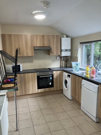 279bdbdd ed9c 4fdd 8e39 bb6e92a34b71