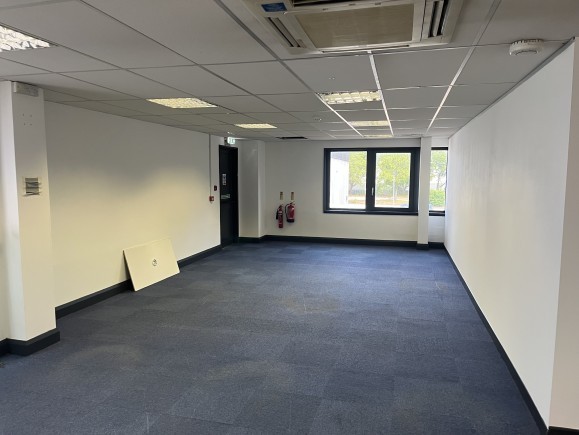 735b8650 b6d5 449a 8b97 b2f561443925