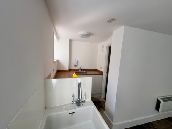 71c61fad 9aa7 41f6 9660 075e8165e048_web