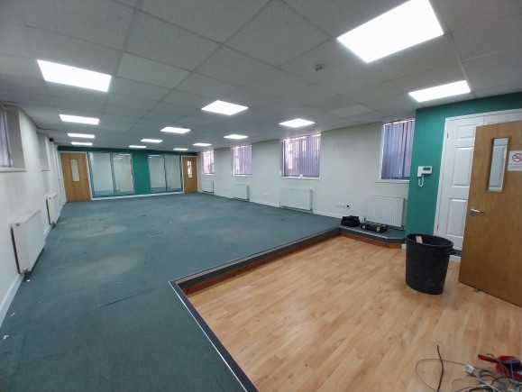 5680d270 e264 40b0 b143 b2f547b4bbd3