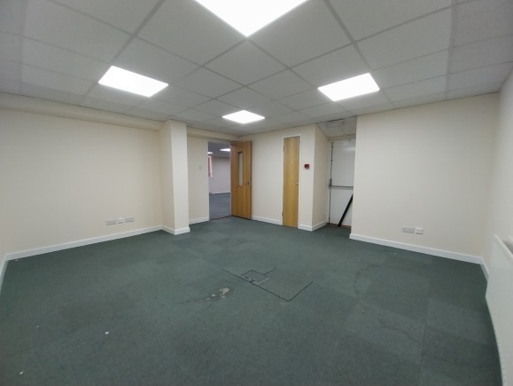 b141403e cf78 4956 a854 0ed41be5c028