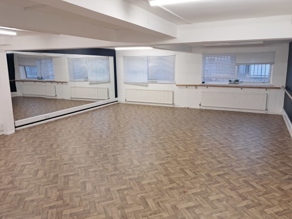 5b06e977 d36e 4349 b7a5 c7a7ae798c14