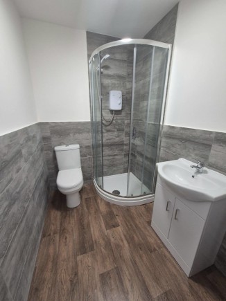 e242075d c75b 4c85 a02e 9b1c77363ae3