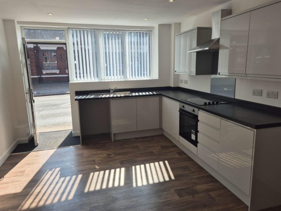 f160241f 6d9b 424a bc56 7cc05e260d62